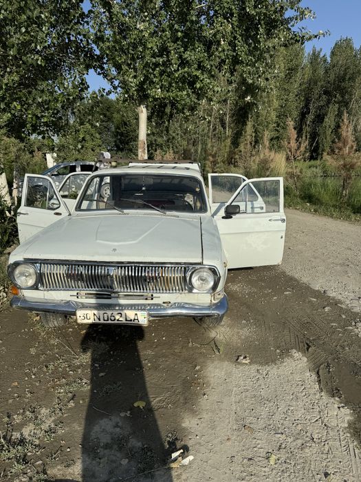 Продам машину газ 24