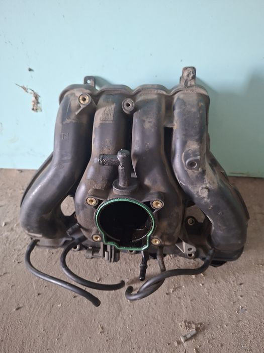 Коллектор впускной на шевролет каптива 2012 г.в