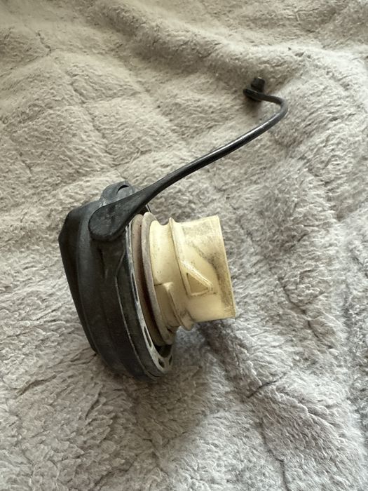 Крышка от бензобака