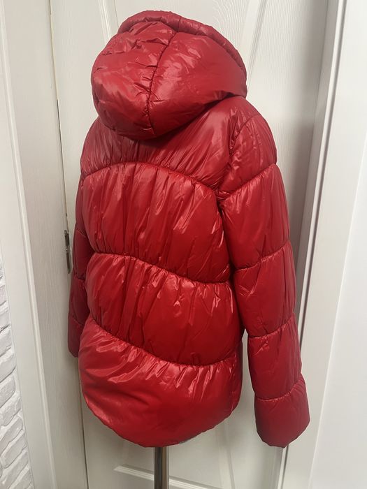 Яке Резервд Reserved