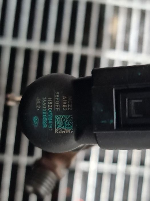 Injector Dacia Duster 1.5 Dci 2014 - 2017 110CP K9K Euro5 (1366) Diesel H8200704191