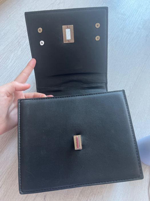 Чисто нова неизползвана чанта на guess оригинална