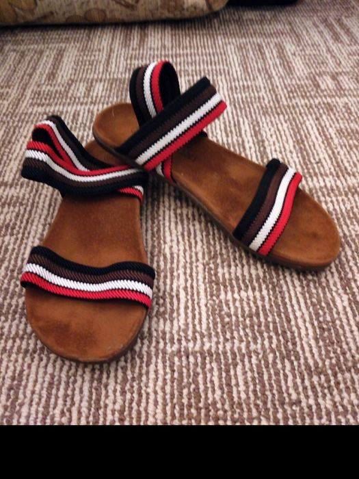 Sandale mărimea 36