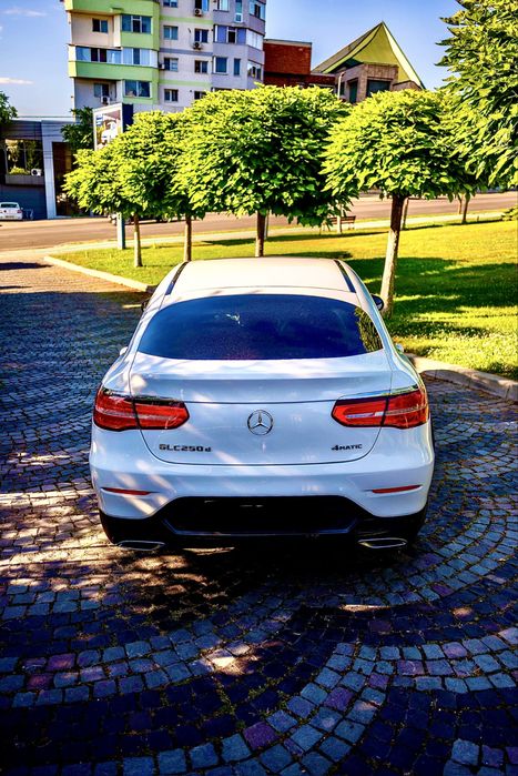 MERCEDES-BENZ GLC 2017 — imagine 3
