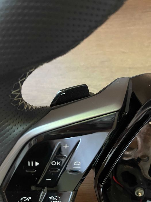 Волан оригинален кожен скосен с пера лостчета за смяна на скорости Пежо Peugeot PEUGEOT 3008 III (KA_, KB_, KC_) Hybrid 136 (KAHPYE) 9858130280