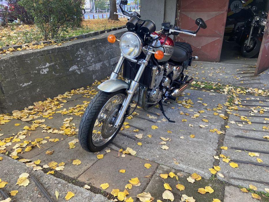 Triumph Thunderbird 900 /21000 km