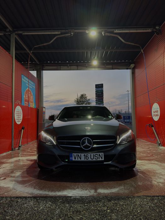 Mercedes c-class c250 4matic, trapă, head-up display, etc