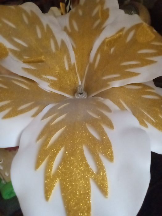 Неповторимый торшер . Люстры . Лампы