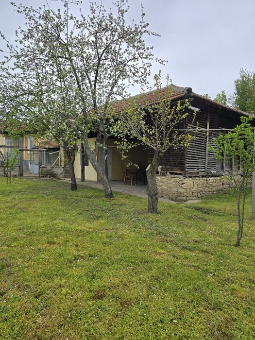 Продава се Къща в с. Първомайци, Област Велико Търново - 150 кв.м за 567 €/кв.м - Снимка #1