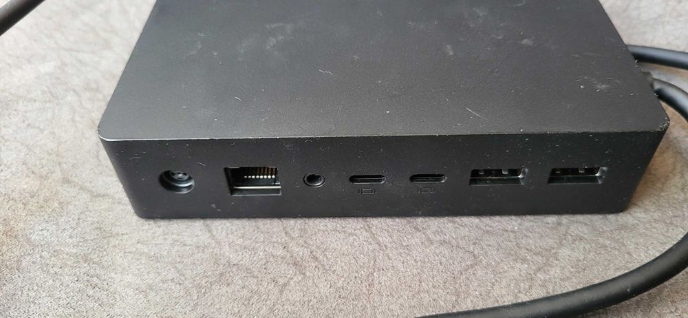 Docking Station Microsoft Surface 4K, Model 1917 fara alte accesori se vinde in timisoara trebuie testat