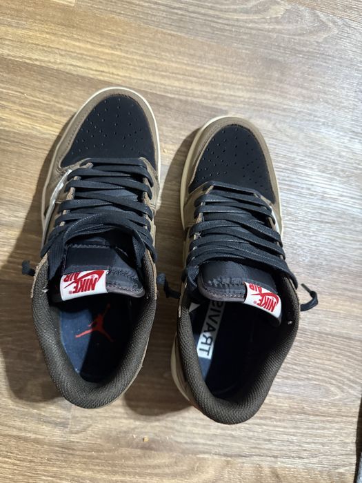 Air jordan low cactus jack