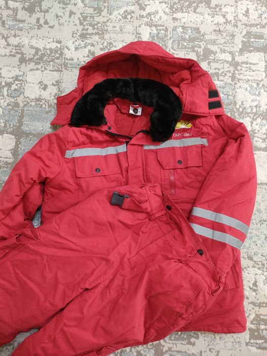 Зимний новый спецодеждалар сатылады