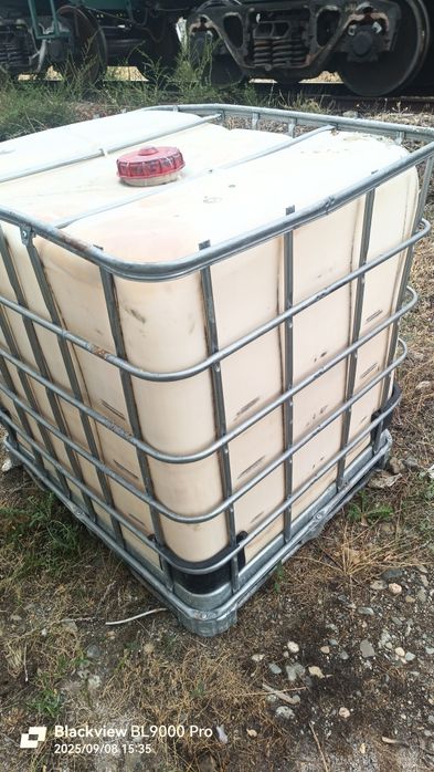 Продам кубовые ёмкости