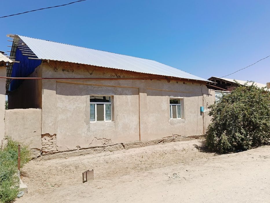 4 комнаталы Жер жай сатылады