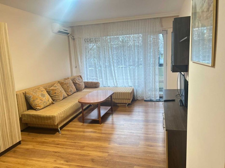 Дава се под наем Тристаен апартамент в Бургас, Славейков - 65 кв.м за 425 € - Снимка #5