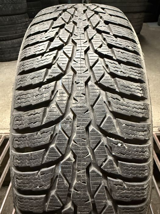Nokian 205/60/16
