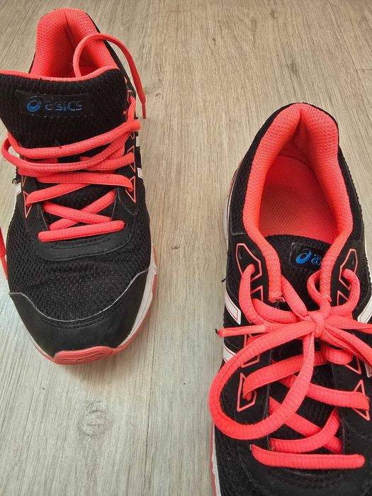 маратонки ,PUMA , ASICS