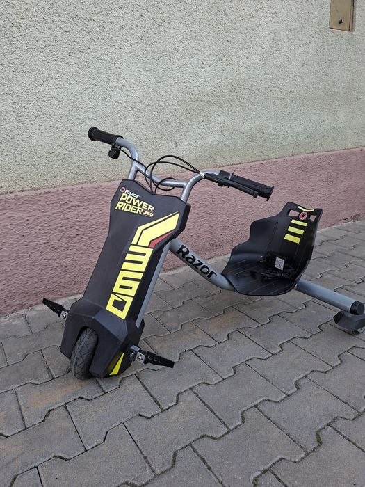 Tricicleta electrica Razor PowerRider 360