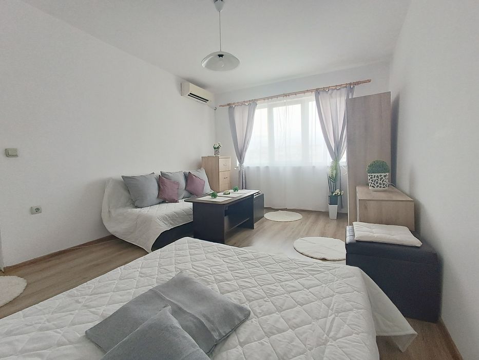 Дава се под наем Двустаен апартамент в Варна, Спортна зала - 45 кв.м за 255 € - Снимка #1