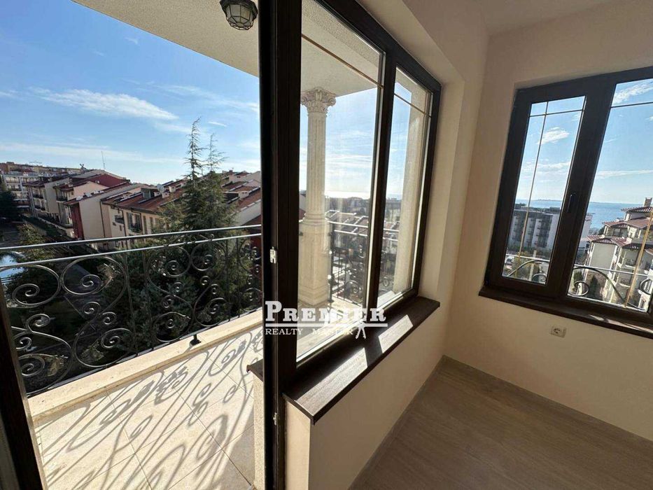 Продава се Тристаен апартамент в Свети Влас - 87 кв.м за 2012 €/кв.м - Снимка #10