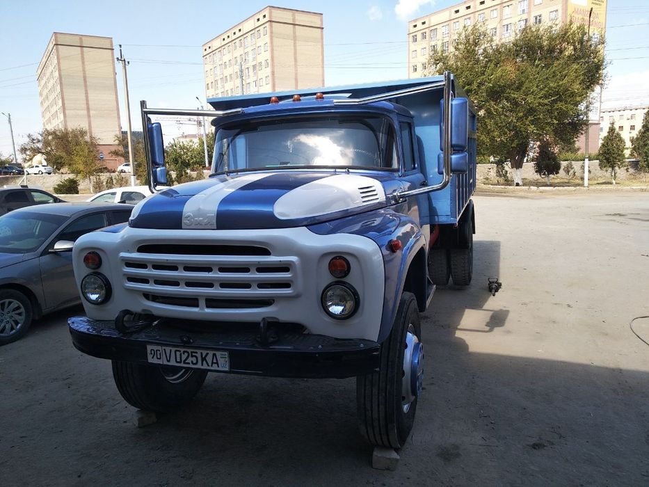 Зил 130 сотилади