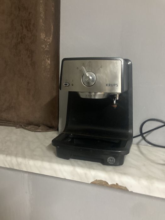 кофемашинка продам срочно