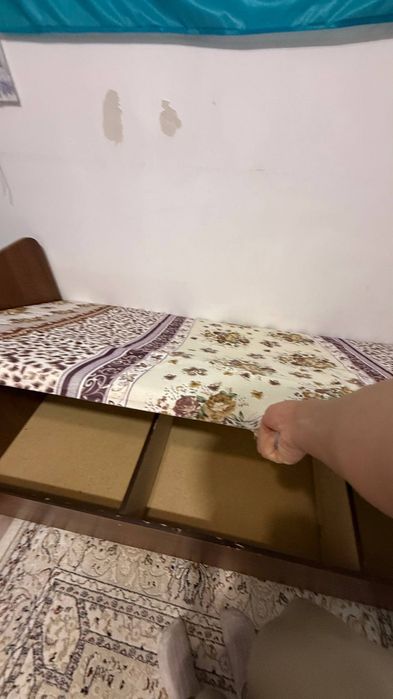 Продам кровать состояние отличное 2штуки