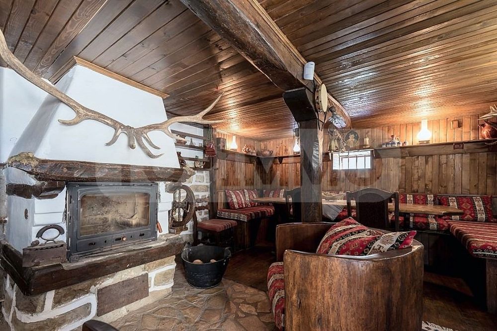 Продава се Къща в с. Пчелник, Област Варна - 185 кв.м за 1400 €/кв.м - Снимка #2