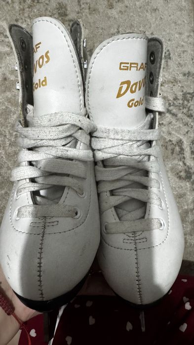 Коньки для фигурного катанья