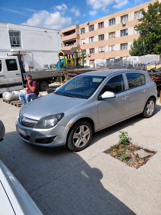 OPEL Astra 2010 — imagine 5