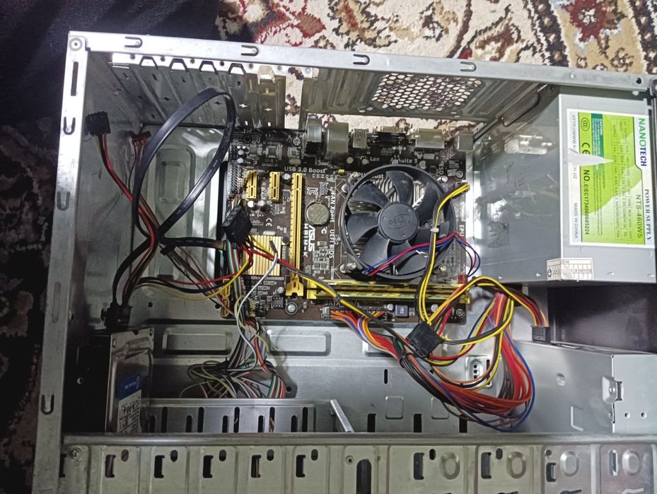 Продаю Компьютер Вместе с монитором 19 дюймов