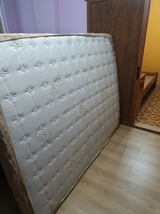 Спалня с ракла от масив + матрак