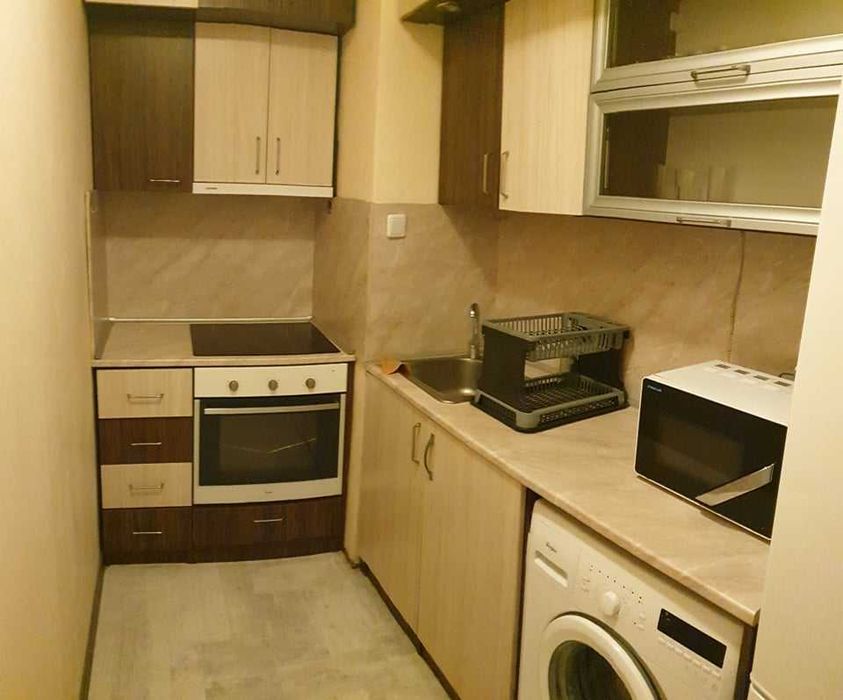 Дава се под наем Двустаен апартамент в Бургас, Славейков - 50 кв.м за 280.5 € - Снимка #2