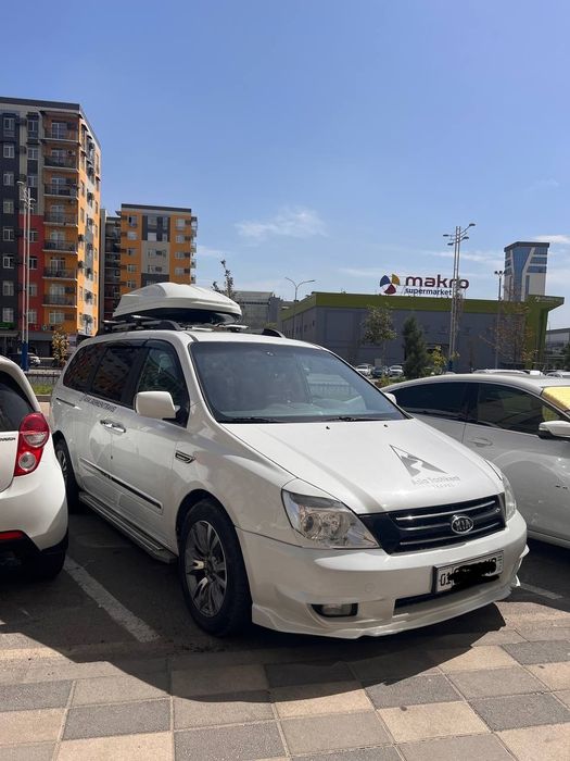 Кия карнивал 2 позиции 2.9 турбо дизел лимузин