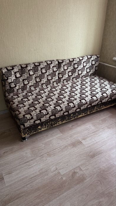 Бесплатно диван и кресло