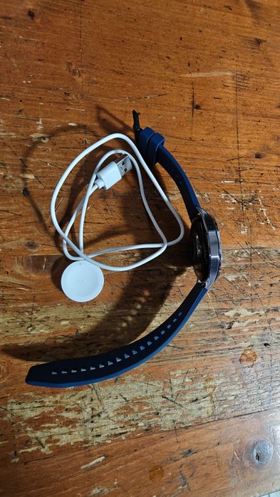 Smart watch ihunt 13 titan