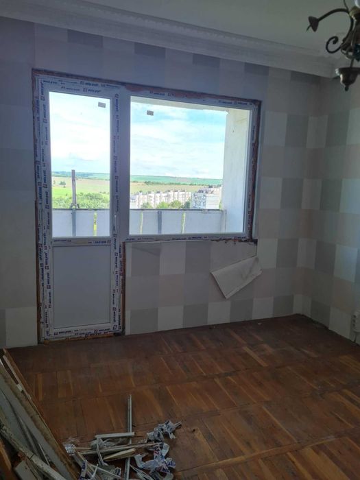 Продава се Тристаен апартамент в Плевен, Дружба 4 - 98 кв.м за 898 €/кв.м - Снимка #5