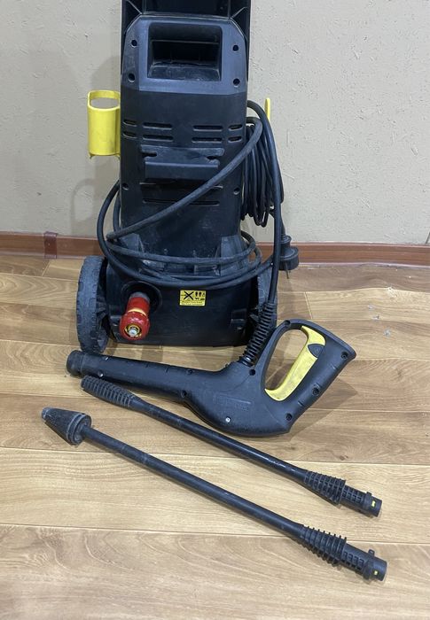 Продам KARCHER K2.38 M