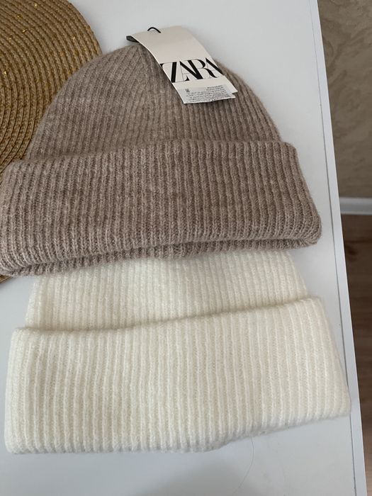 Шапка вязанная Zara