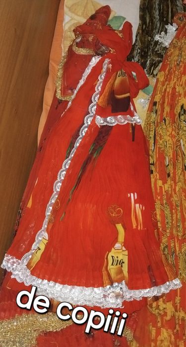 Vând fuste țigănești noi