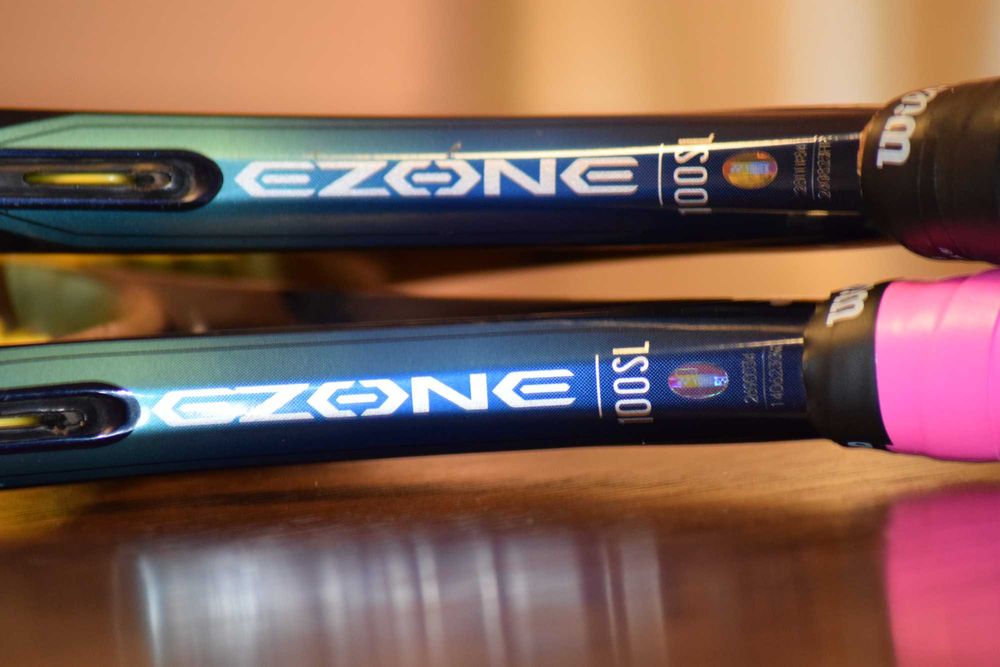 Yonex New EZONE 100 SL, 270g, 2 Rachete la pret de una + geanta bonus