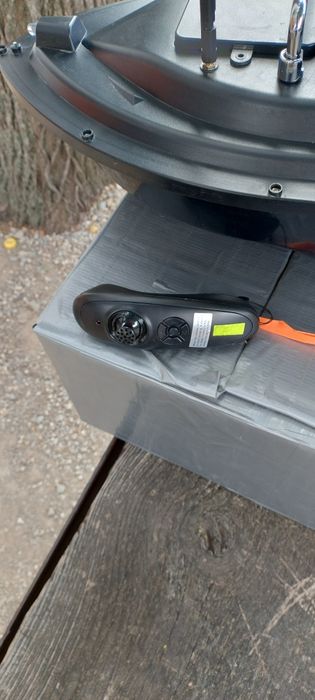 Лодка за захранка