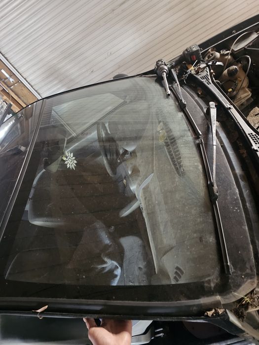 Parbriz DOAR RIDICARE personala  DE LA SEDIUL FIRMEI Dacia Logan  2008