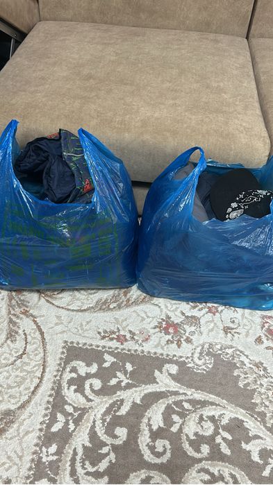 Продается одежда на мальчика 10-12 лет