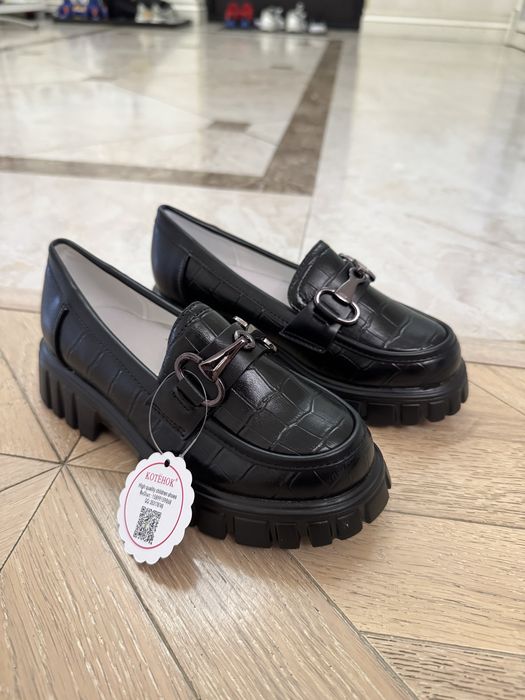 Туфли на девочку