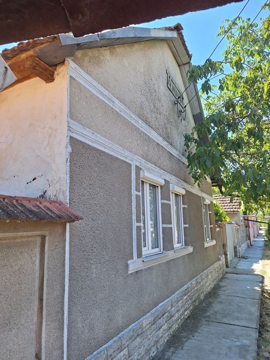 Vand casă in com. Macea, Arad.