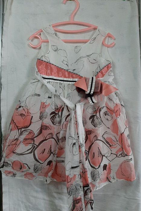 Платье на девочку