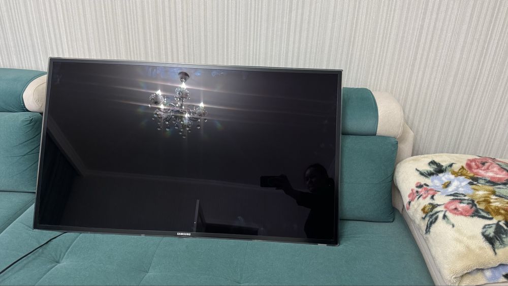 Телевизор  Самсунг
