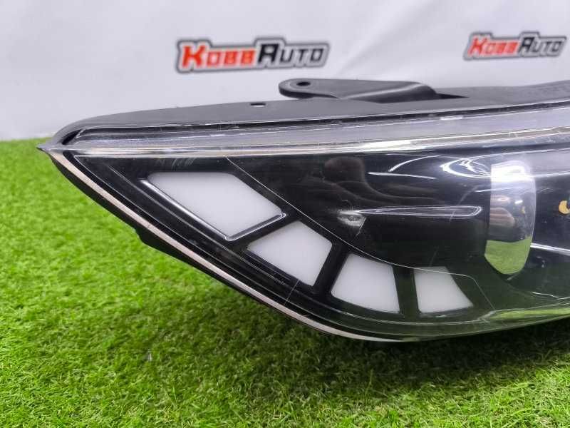 Фара галогеновая Kia Optima 3 2010 прав.