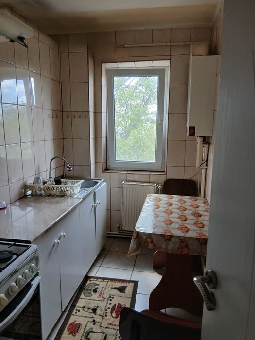 Inchiriez ap 2 camere